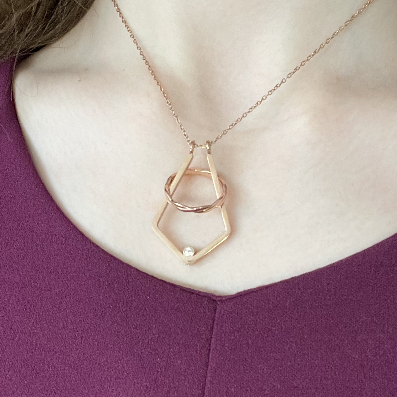 Collier porte-bague Facet - plaqué or rose